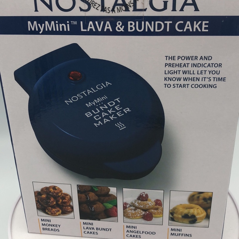 NIB-Nostalgia-Mini Lava & Bundt Cake Maker